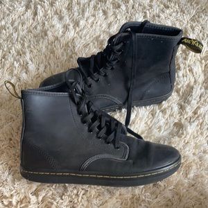 Dr Marten Leather Chelsea Boots with laces size 7